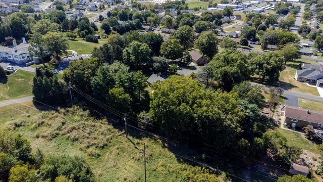 527 CRESTOVER DR, Broadway, VA 22815