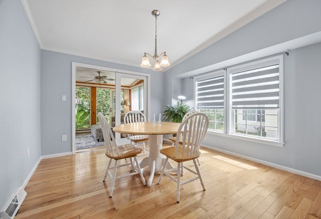 21 Trailwood Dr., Bridgewater, MA 02324