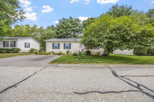 21 Trailwood Dr., Bridgewater, MA 02324