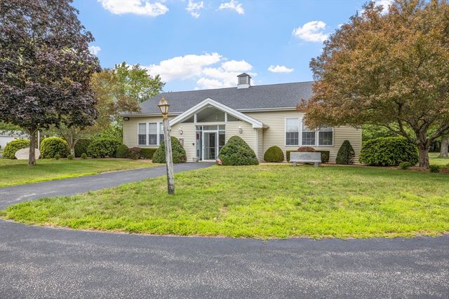 21 Trailwood Dr., Bridgewater, MA 02324