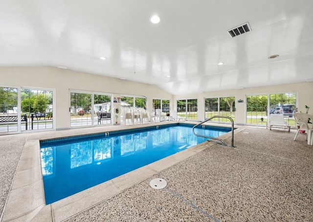 21 Trailwood Dr., Bridgewater, MA 02324