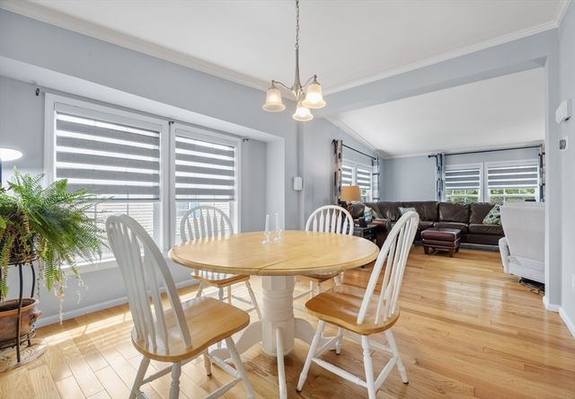 21 Trailwood Dr., Bridgewater, MA 02324