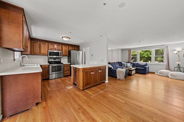 10 Upland Road, Danvers, MA 01923