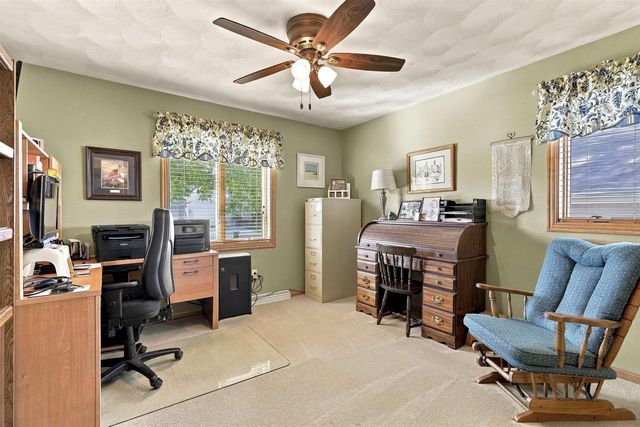 1394 W MASON RIDGE COURT, Appleton, WI 54914