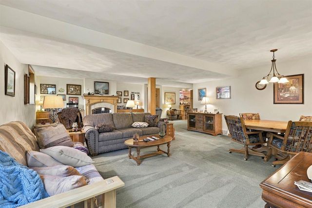 1394 W MASON RIDGE COURT, Appleton, WI 54914