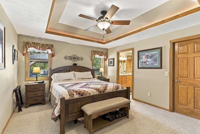 1394 W MASON RIDGE COURT, Appleton, WI 54914