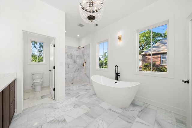 1037 Belleforte Avenue, Oak Park, IL 60302