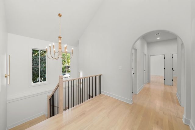 1037 Belleforte Avenue, Oak Park, IL 60302