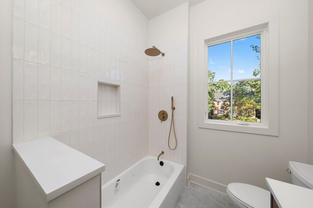 1037 Belleforte Avenue, Oak Park, IL 60302