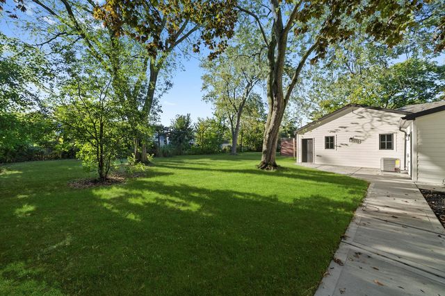 1037 Belleforte Avenue, Oak Park, IL 60302