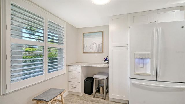 9320 CLUBSIDE CIRCLE 2106, Sarasota, FL 34238