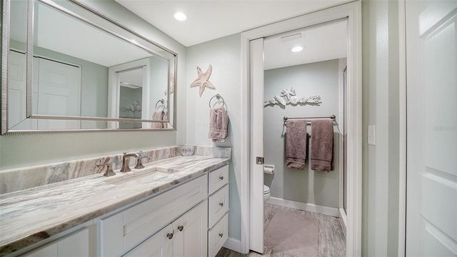 9320 CLUBSIDE CIRCLE 2106, Sarasota, FL 34238