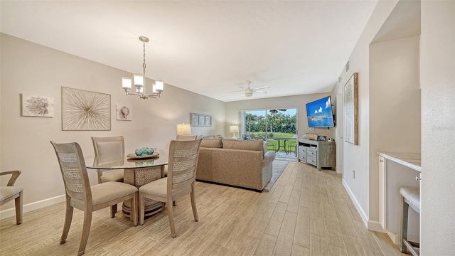 9320 CLUBSIDE CIRCLE 2106, Sarasota, FL 34238