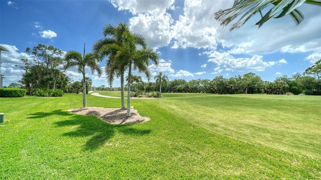 9320 CLUBSIDE CIRCLE 2106, Sarasota, FL 34238
