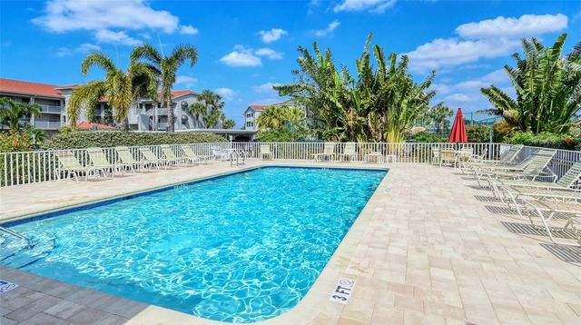 9320 CLUBSIDE CIRCLE 2106, Sarasota, FL 34238