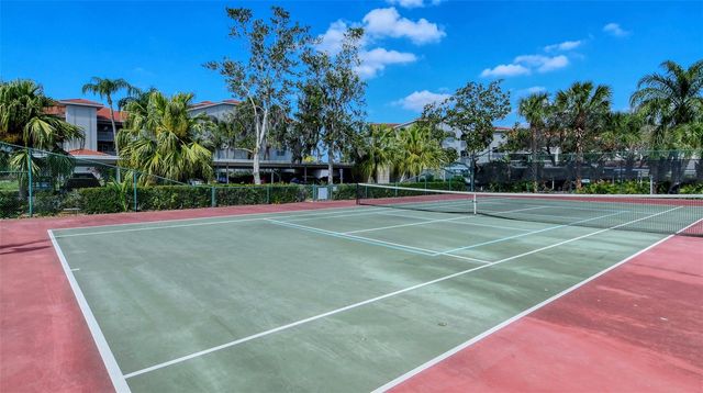9320 CLUBSIDE CIRCLE 2106, Sarasota, FL 34238