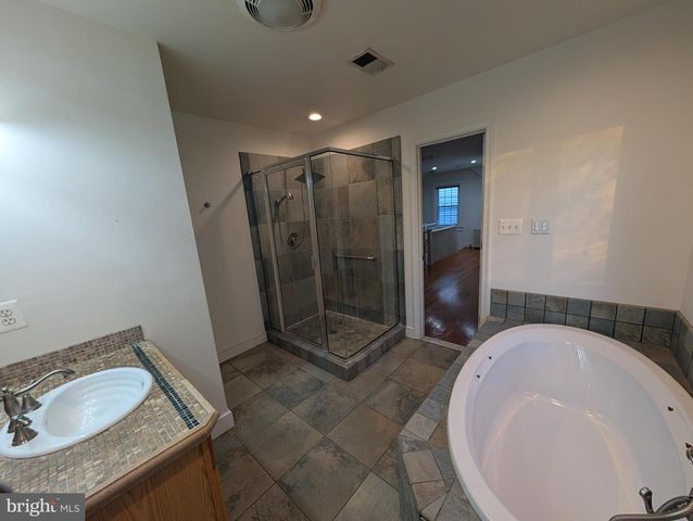 4822 CHEVY CHASE BLVD, Chevy Chase, MD 20815