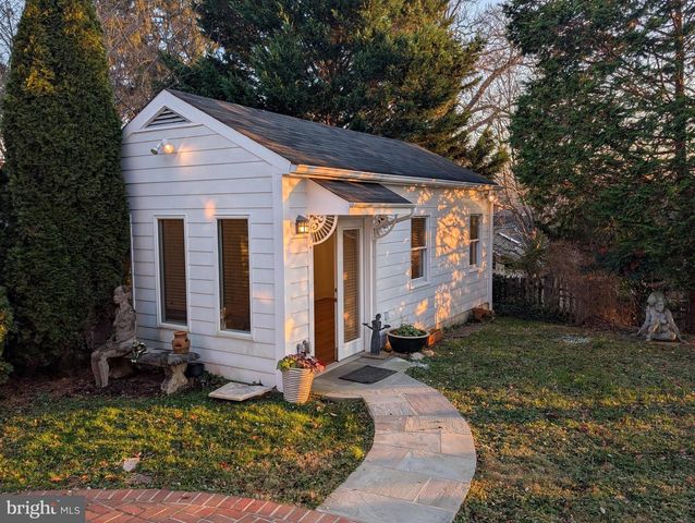 4822 CHEVY CHASE BLVD, Chevy Chase, MD 20815