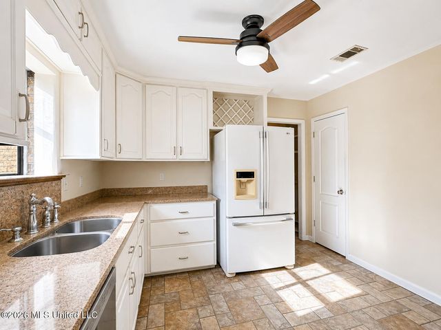 3119 Breezy Hill Lane, Ocean Springs, MS 39564