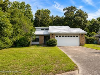 3119 Breezy Hill Lane, Ocean Springs, MS 39564