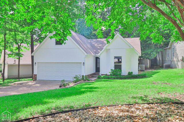 1207 Hunters Run Cove, Jonesboro, AR 72401