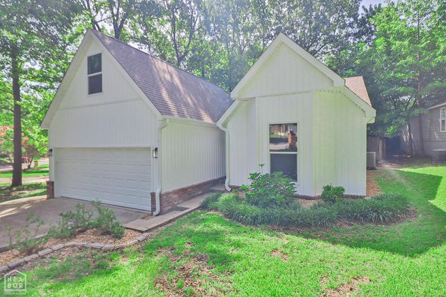 1207 Hunters Run Cove, Jonesboro, AR 72401