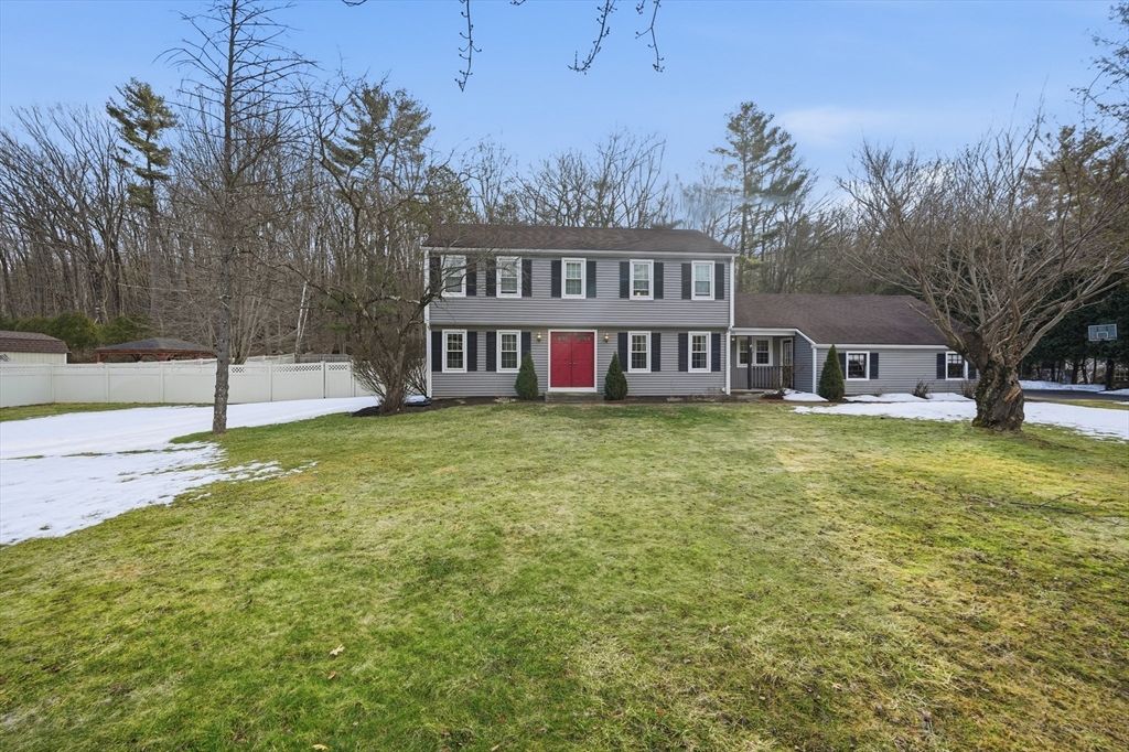 1173 E Mountain Rd, Westfield, MA 01085