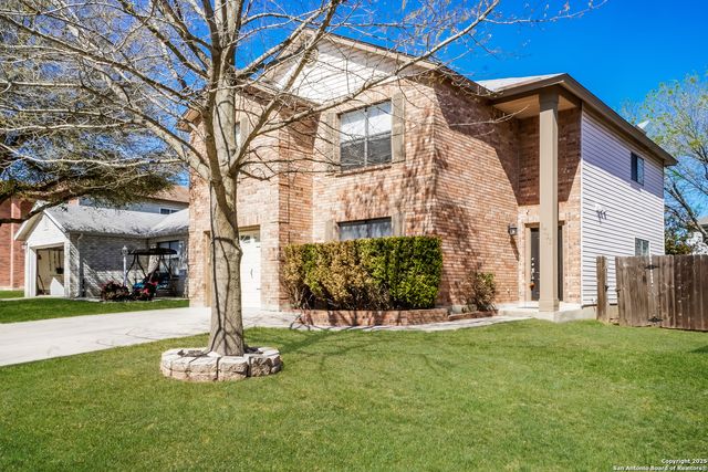 6735 Sunlit Pass Drive, San Antonio, TX 78239
