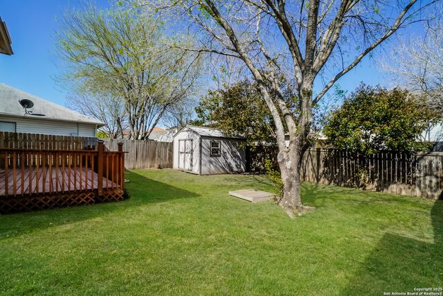 6735 Sunlit Pass Drive, San Antonio, TX 78239