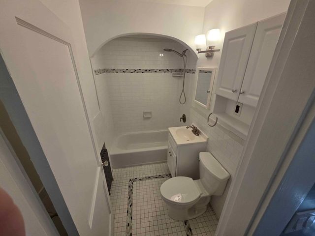 14 Seagirt 1, Saugus, MA 01906