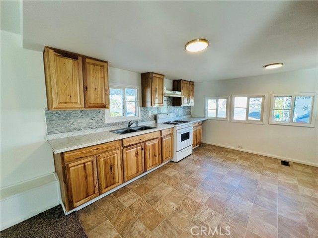 1600 San Jacinto 82, San Jacinto, CA 92583