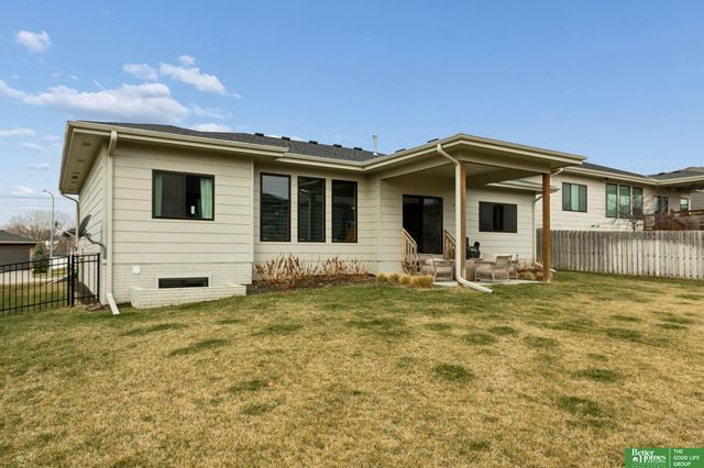 2513 N 186th Street, Elkhorn, NE 68022