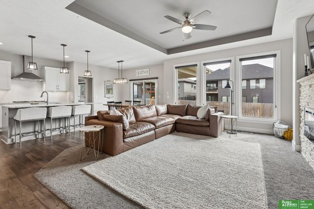 2513 N 186th Street, Elkhorn, NE 68022