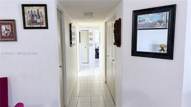 9794 N Belfort Circle 202, Tamarac, FL 33321