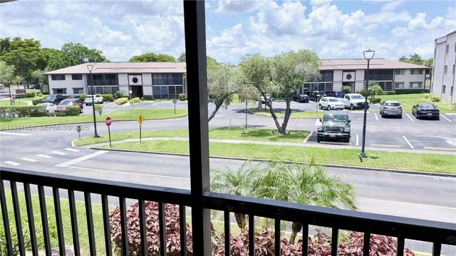 9794 N Belfort Circle 202, Tamarac, FL 33321