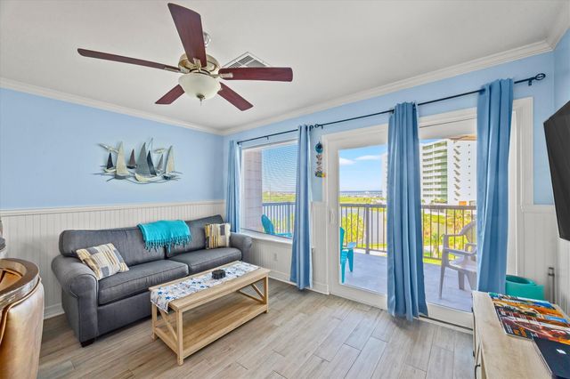 9520 Seawall Blvd 338, Galveston, TX 77554