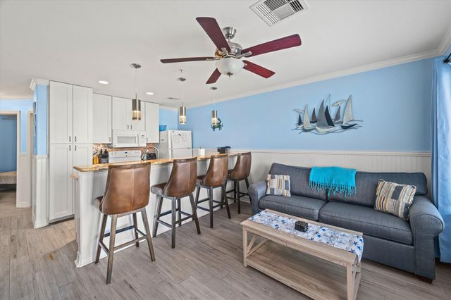 9520 Seawall Blvd 338, Galveston, TX 77554