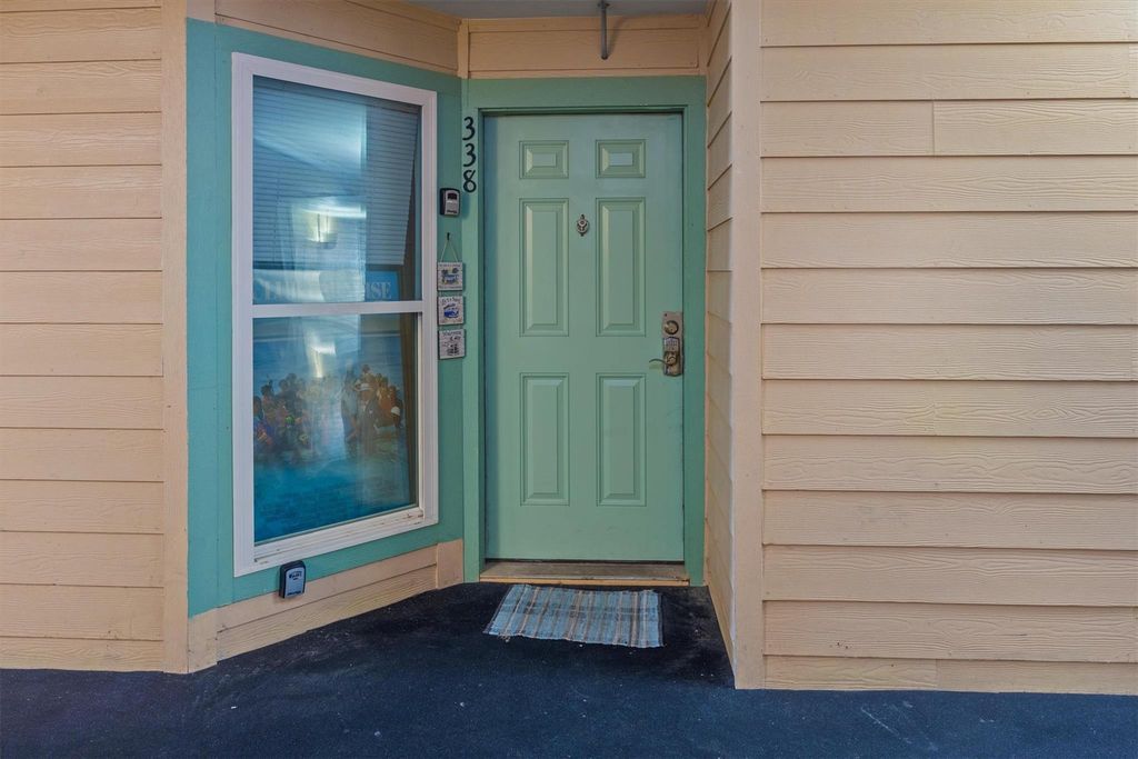 9520 Seawall Blvd 338, Galveston, TX 77554