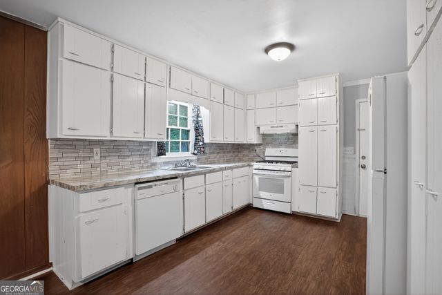 3279 Tulip Drive, Decatur, GA 30032