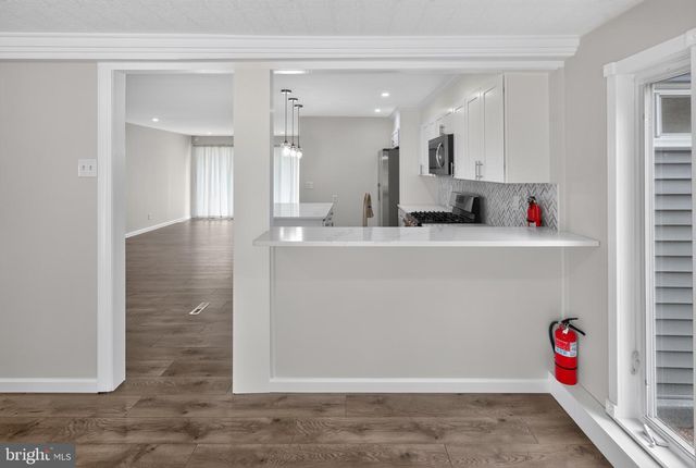 102 RAMBLE RD, Cherry Hill, NJ 08034
