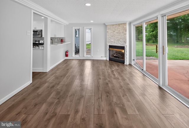 102 RAMBLE RD, Cherry Hill, NJ 08034