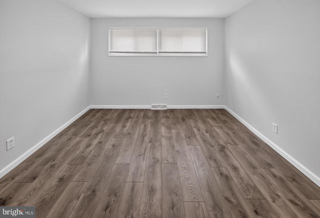102 RAMBLE RD, Cherry Hill, NJ 08034