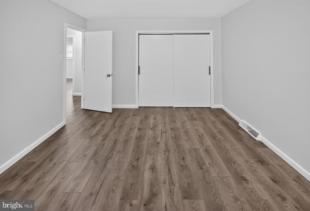 102 RAMBLE RD, Cherry Hill, NJ 08034