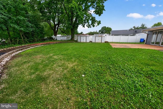 102 RAMBLE RD, Cherry Hill, NJ 08034