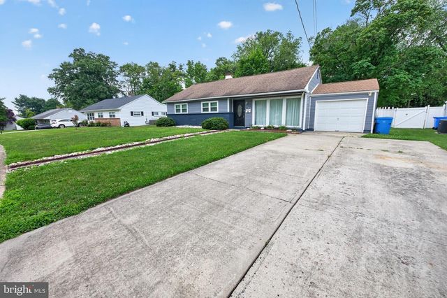 102 RAMBLE RD, Cherry Hill, NJ 08034