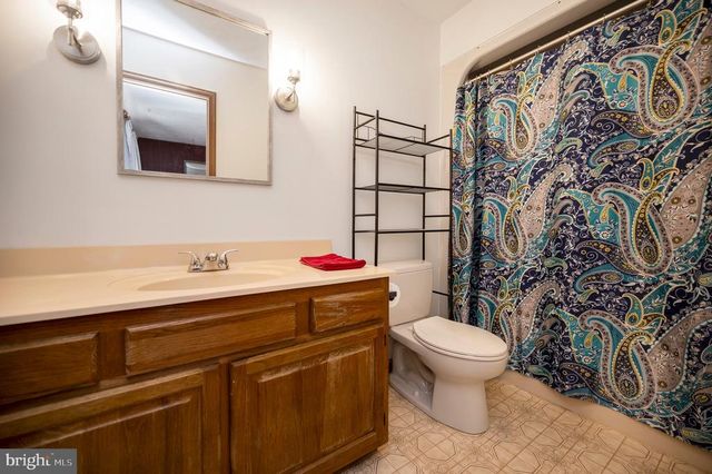 108 WINCHESTER LN, Locust Grove, VA 22508