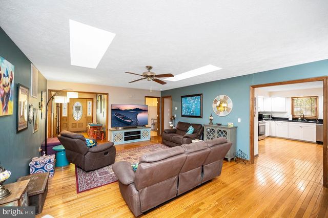 108 WINCHESTER LN, Locust Grove, VA 22508