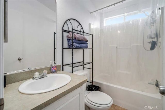 45465 25th Street East SPC108, Lancaster, CA 93535