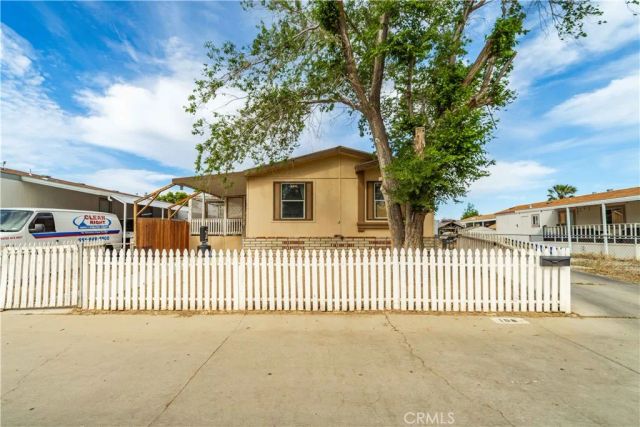 45465 25th Street East SPC108, Lancaster, CA 93535