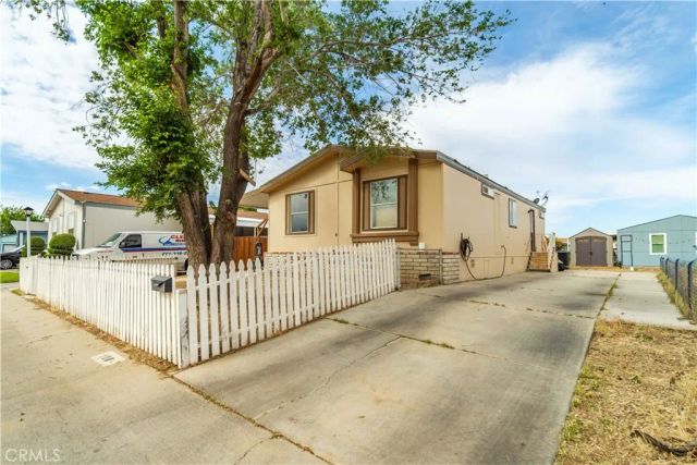 45465 25th Street East SPC108, Lancaster, CA 93535